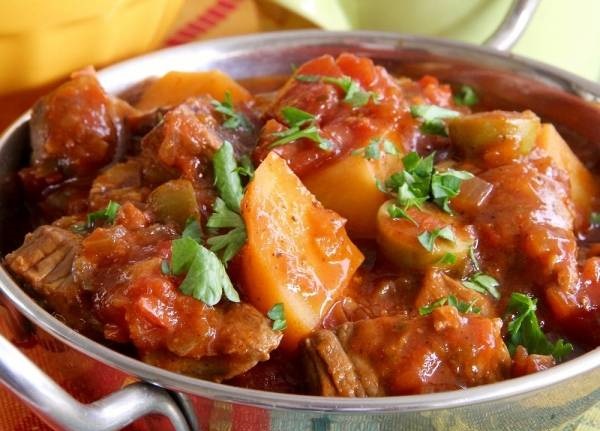 طرز تهیه راگو گوشت - آموزش آشپزی مجله اینترنتی خرید ناب